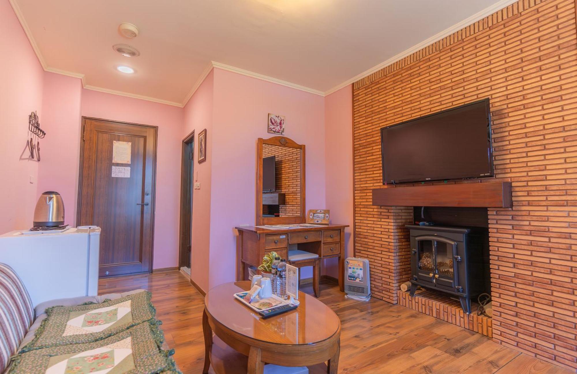 Europe Villa Renai Room photo